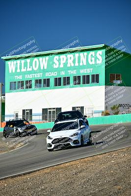 media/Oct-18-2025-Extreme Speed (Sat) [[d6d7e1fef1]]/Group 5/Session 1 (Turn 4)/